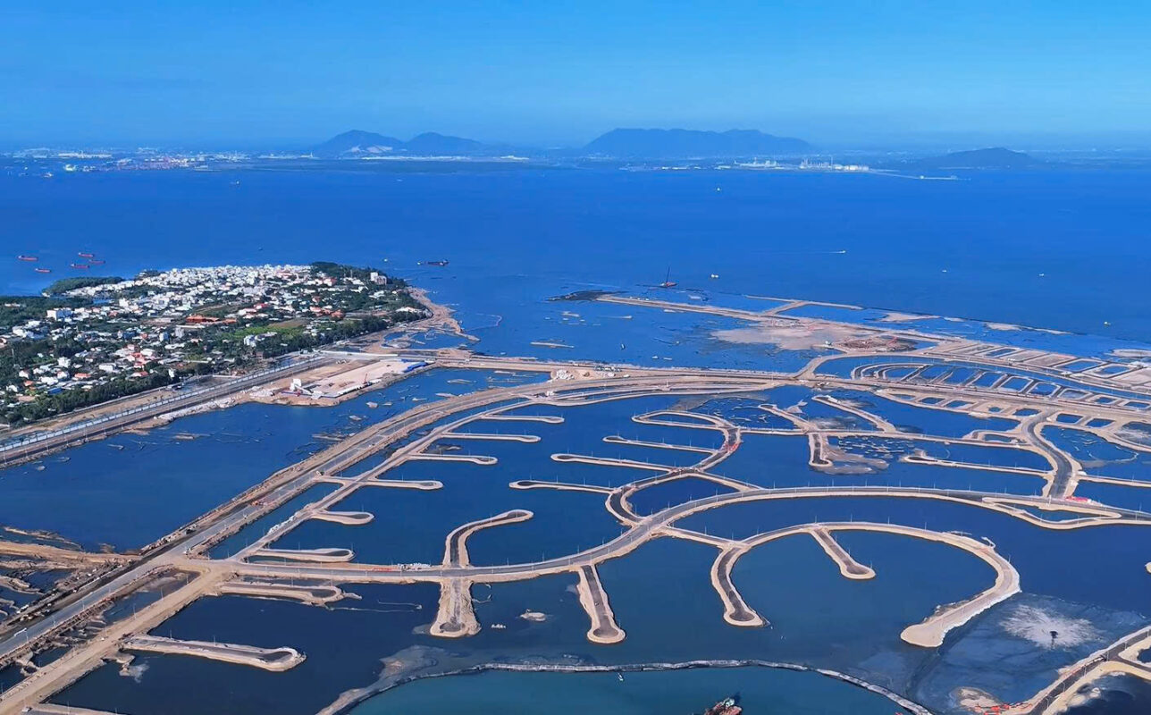 Cập nhật tiến độ thi công đầu tháng 2 tại Vinhomes Cần Giờ tiếp tục chứng minh vị thế đại đô thị ven biển có tốc độ triển khai thuộc nhóm nhanh nhất khu vực.